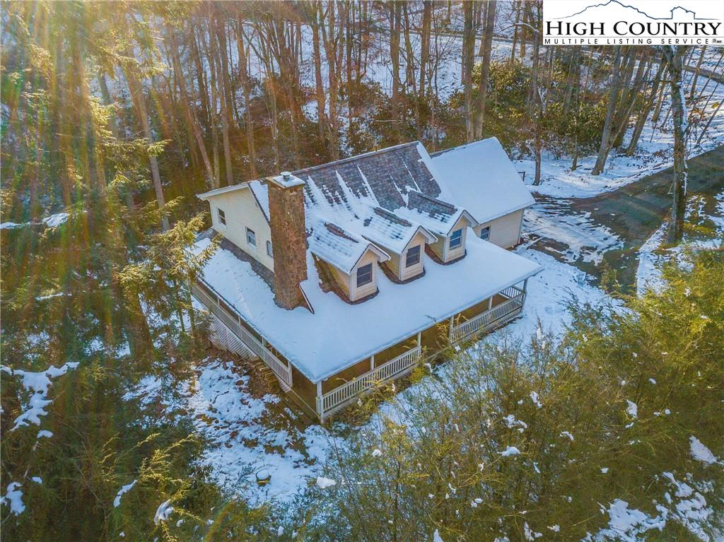 Image number 19 for the current listing