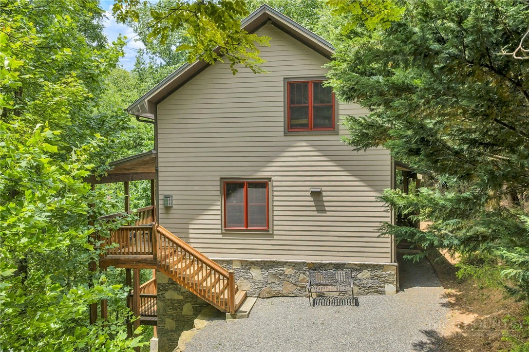 Image number 4 for the current listing