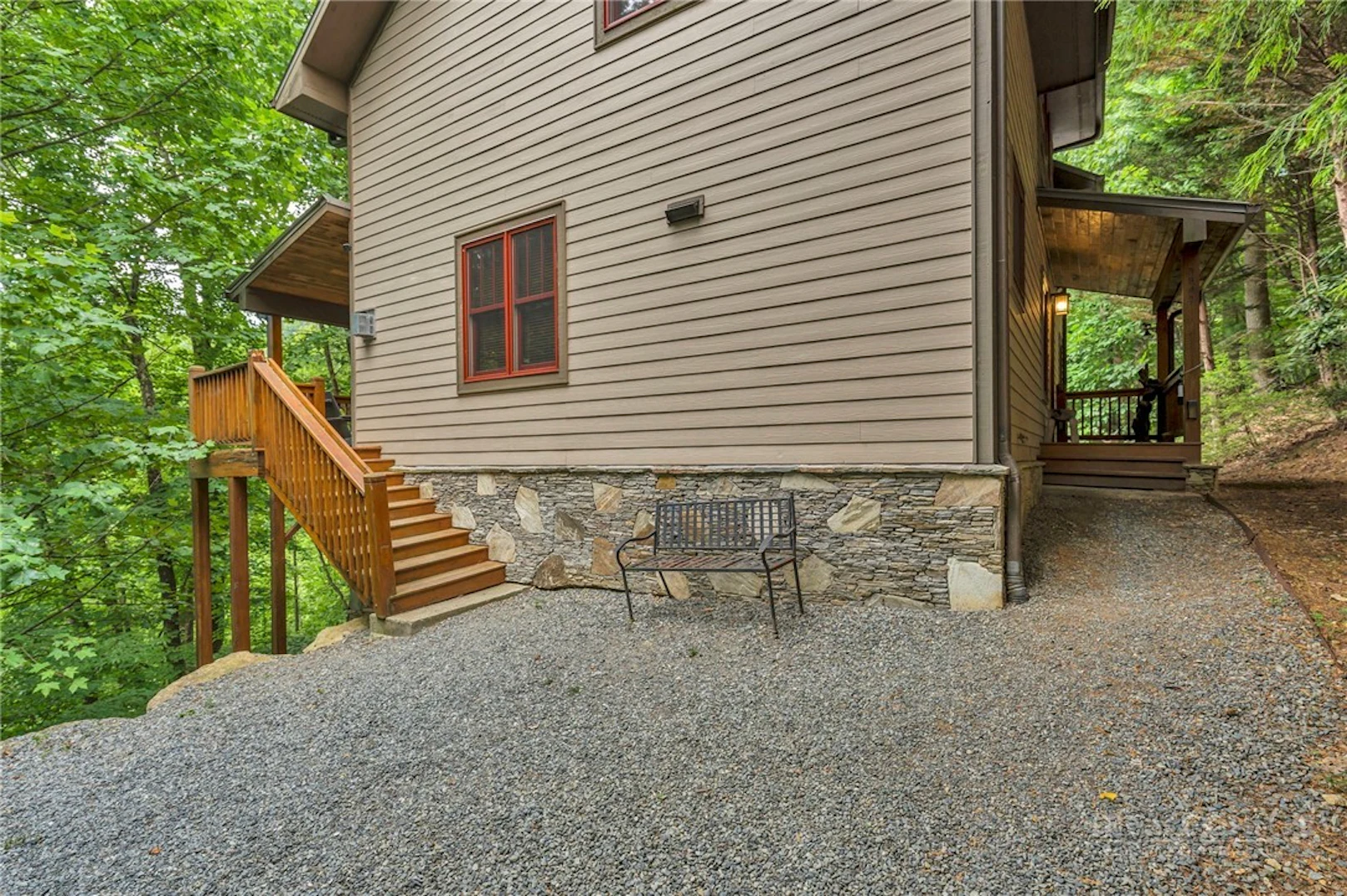 Image number 7 for the current listing