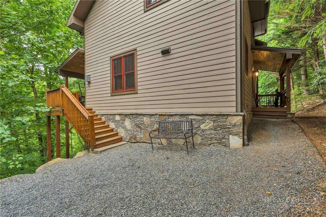 Image number 7 for the current listing