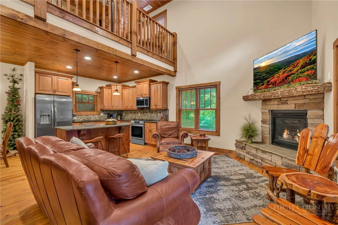 Image number 10 for the current listing