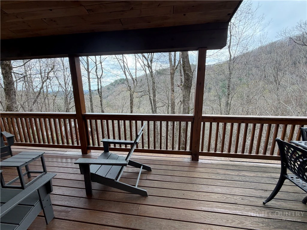 Image number 6 for the current listing