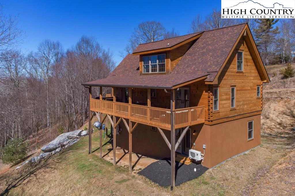 Image number 15 for the current listing
