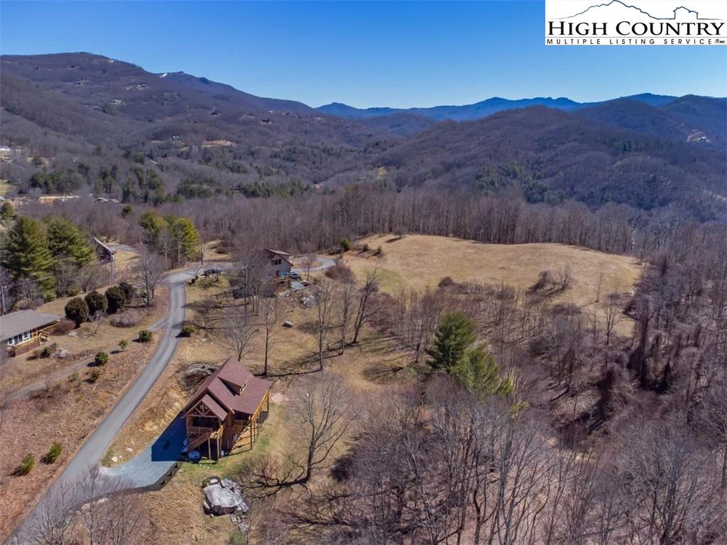 Image number 18 for the current listing
