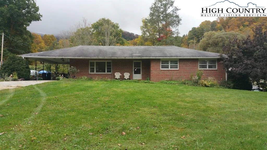 Image number 1 for the current listing