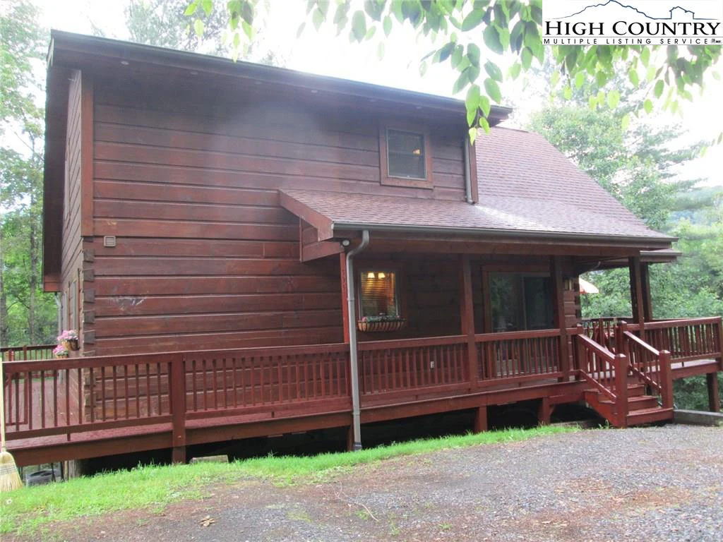 Image number 17 for the current listing