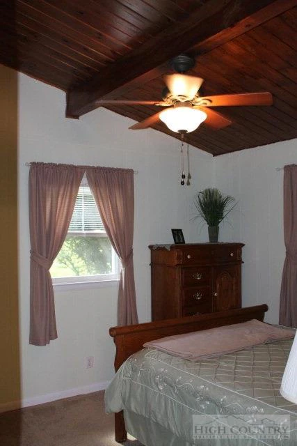 Image number 15 for the current listing