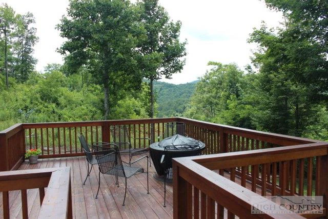 Image number 6 for the current listing