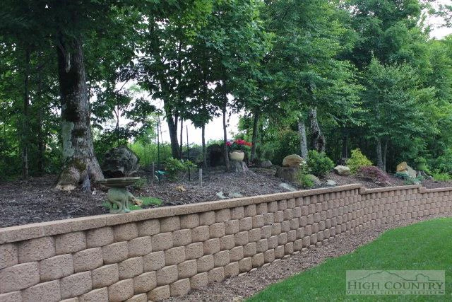 Image number 7 for the current listing