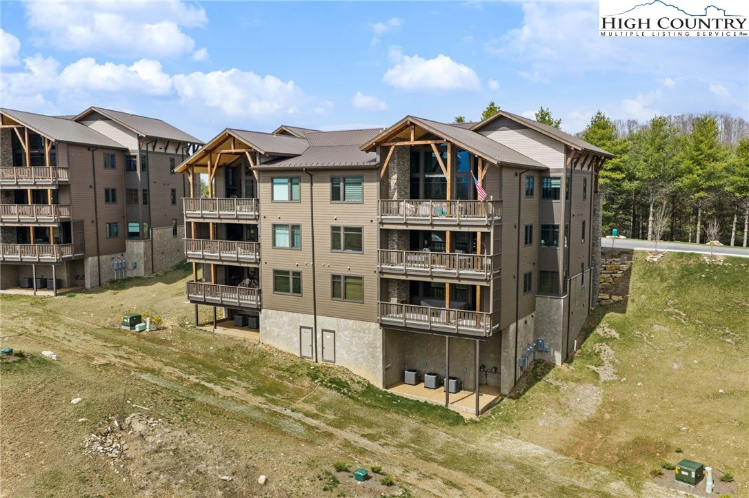 Image number 6 for the current listing