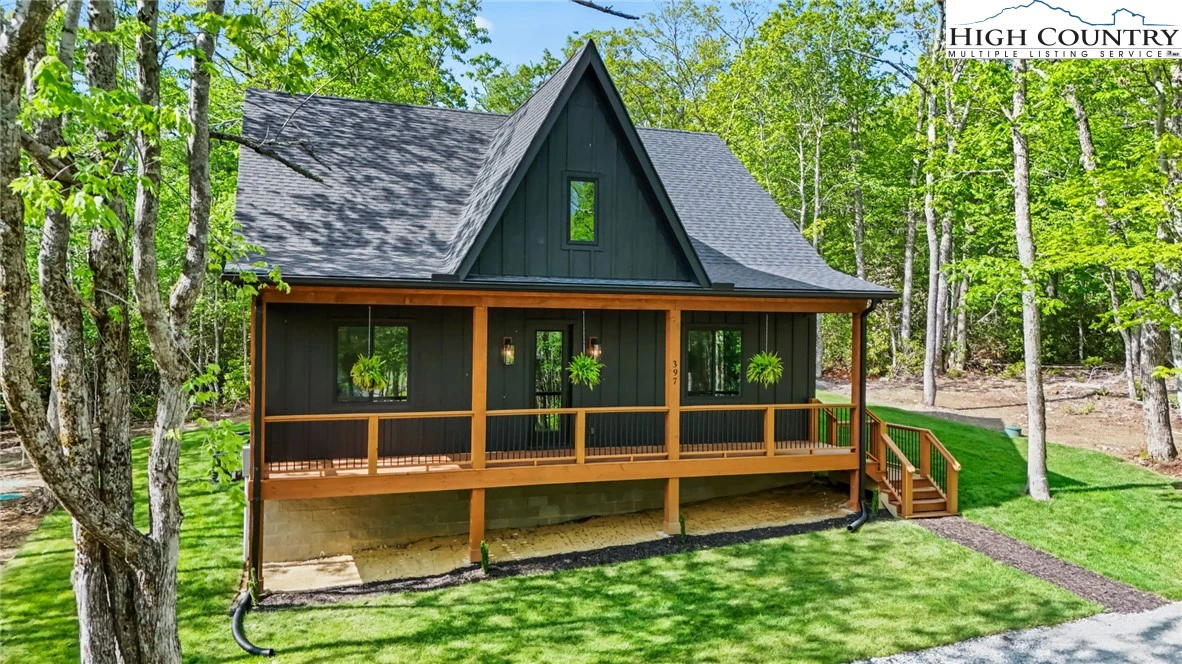 Image number 1 for the current listing