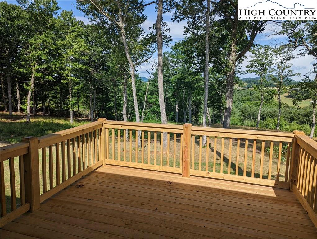 Image number 16 for the current listing