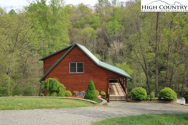 Image number 2 for the current listing