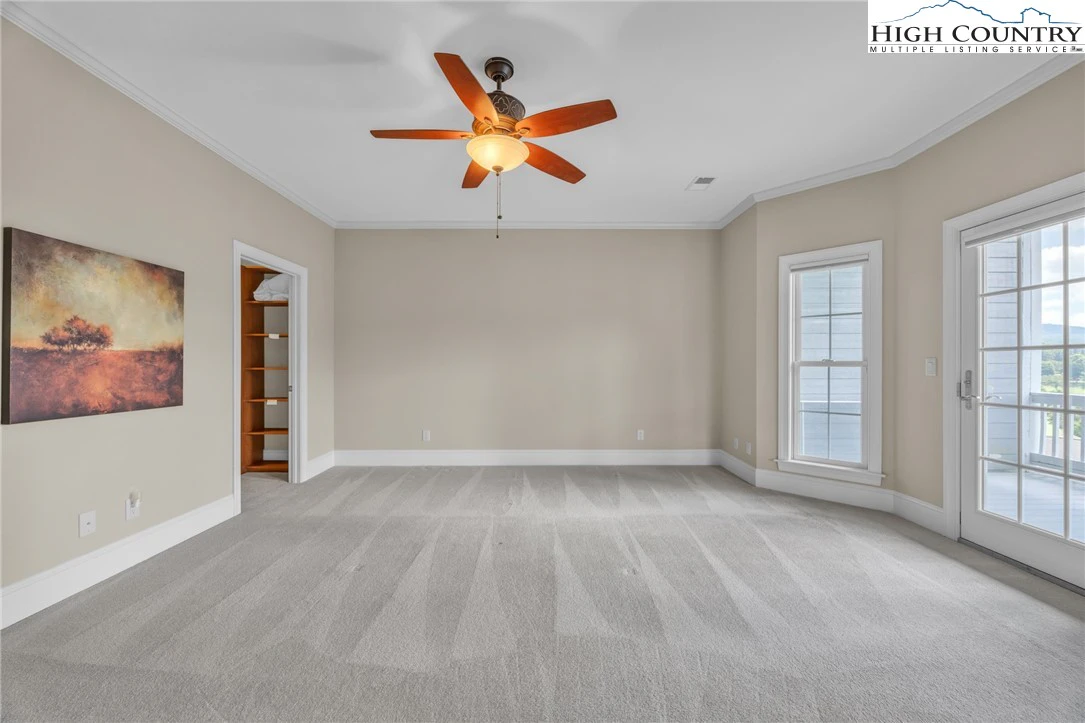 Image number 6 for the current listing