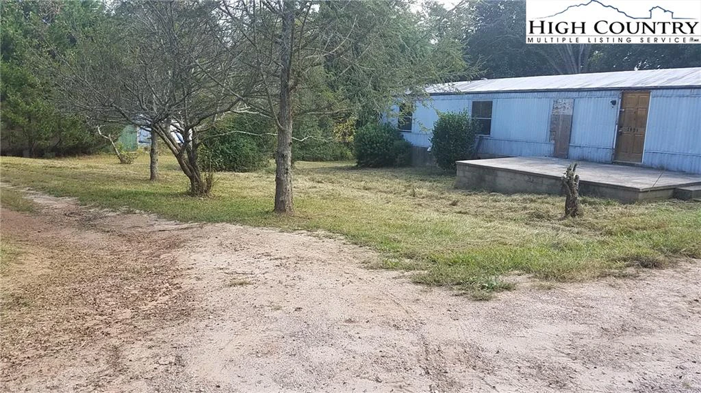 Image number 5 for the current listing