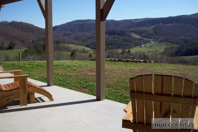 Image number 12 for the current listing