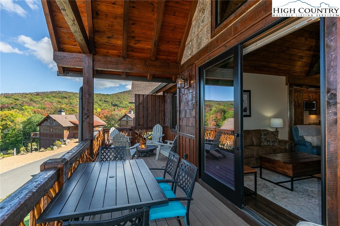 Image number 12 for the current listing