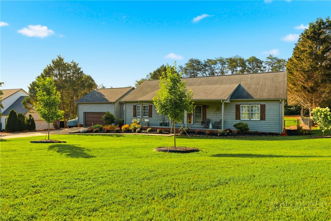 Image number 6 for the current listing
