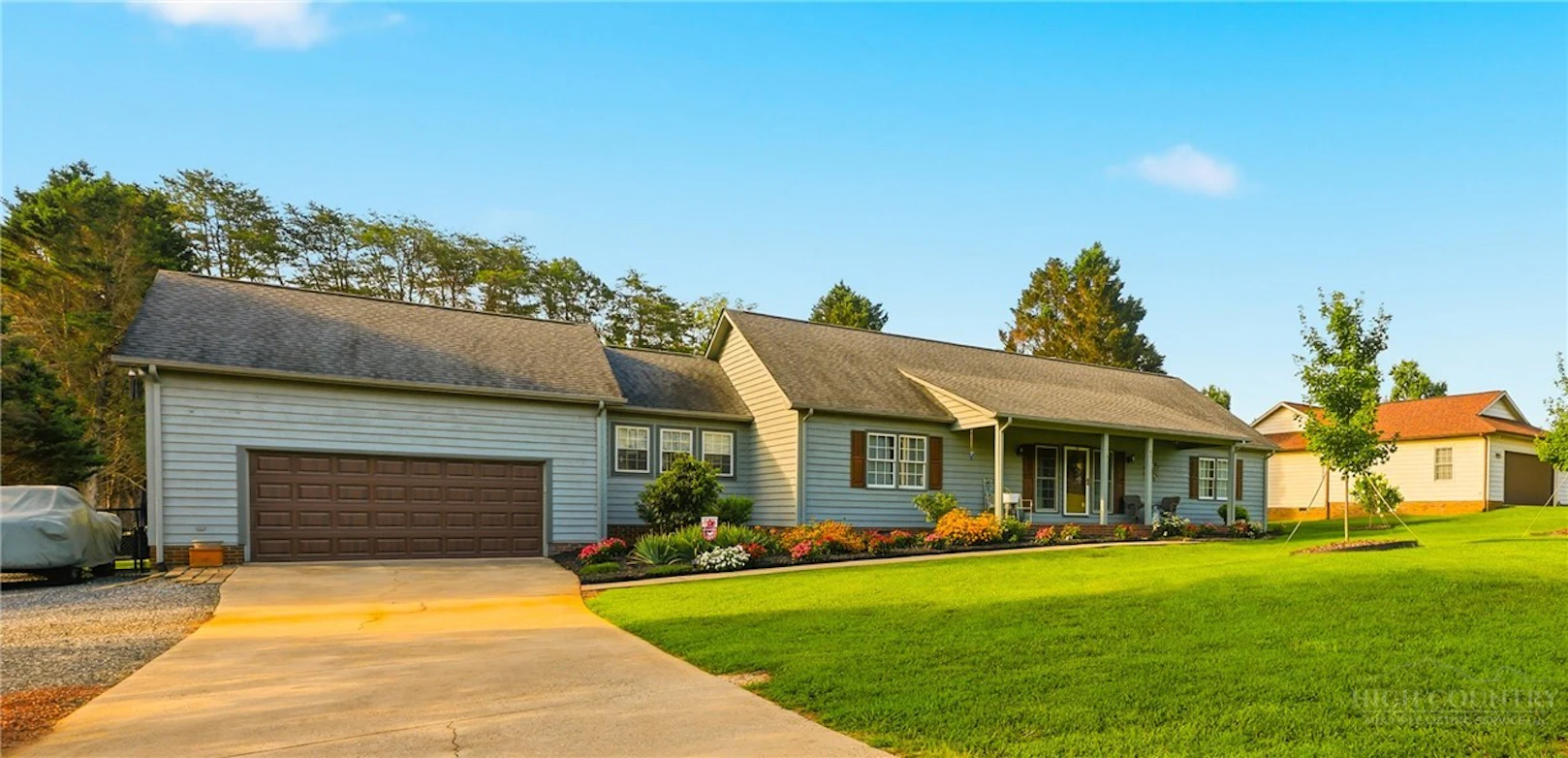 Image number 7 for the current listing