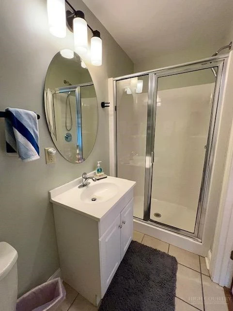 Image number 12 for the current listing