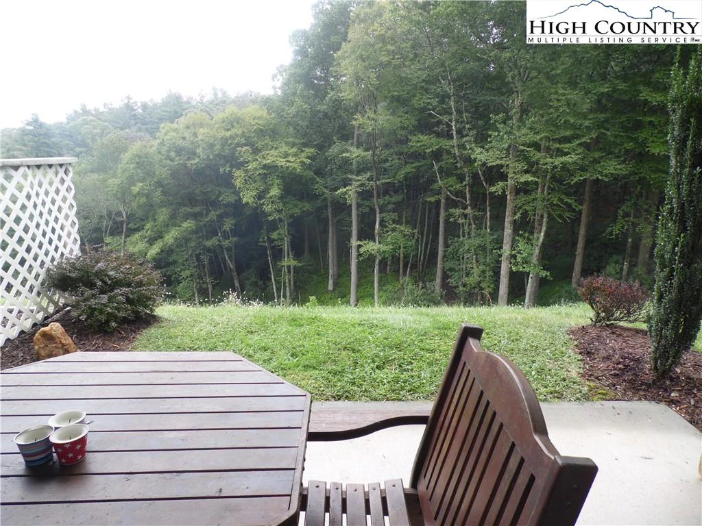 Image number 6 for the current listing