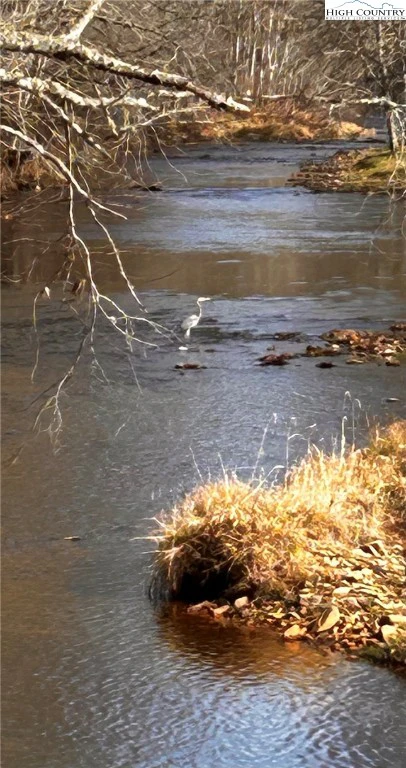 Image number 3 for the current listing