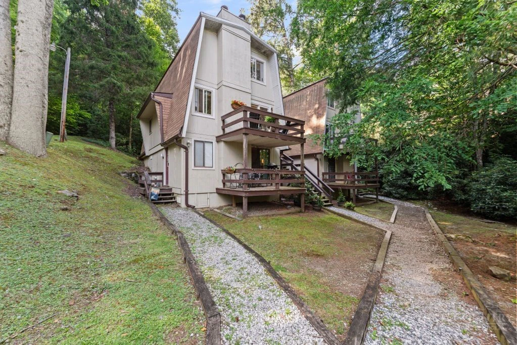 Image number 2 for the current listing