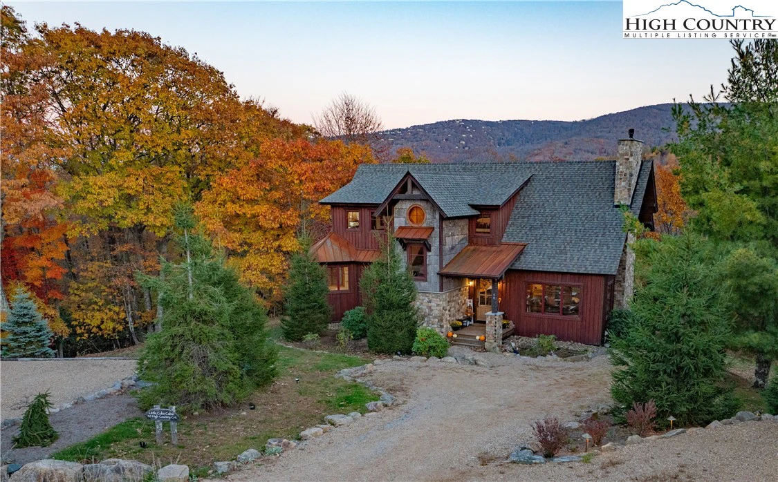 Image number 19 for the current listing