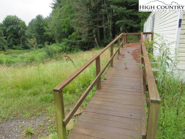 Image number 12 for the current listing