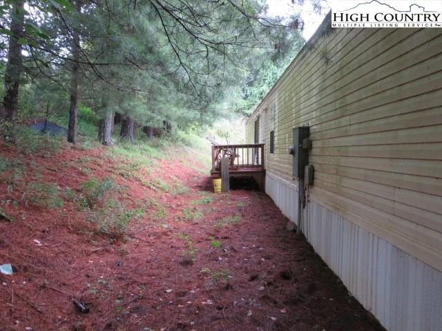 Image number 8 for the current listing