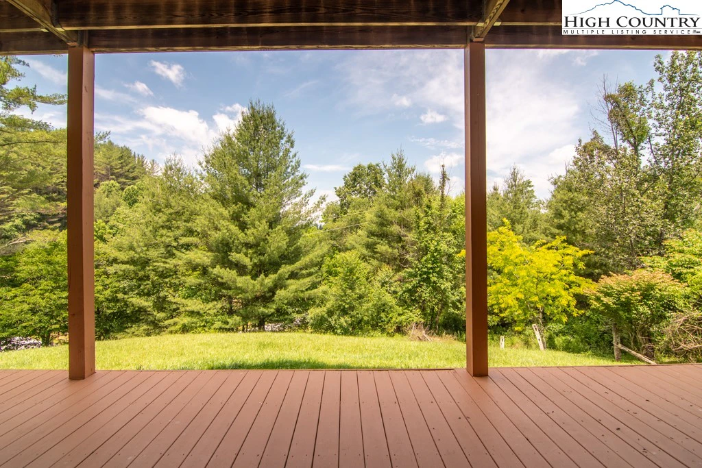 Image number 5 for the current listing