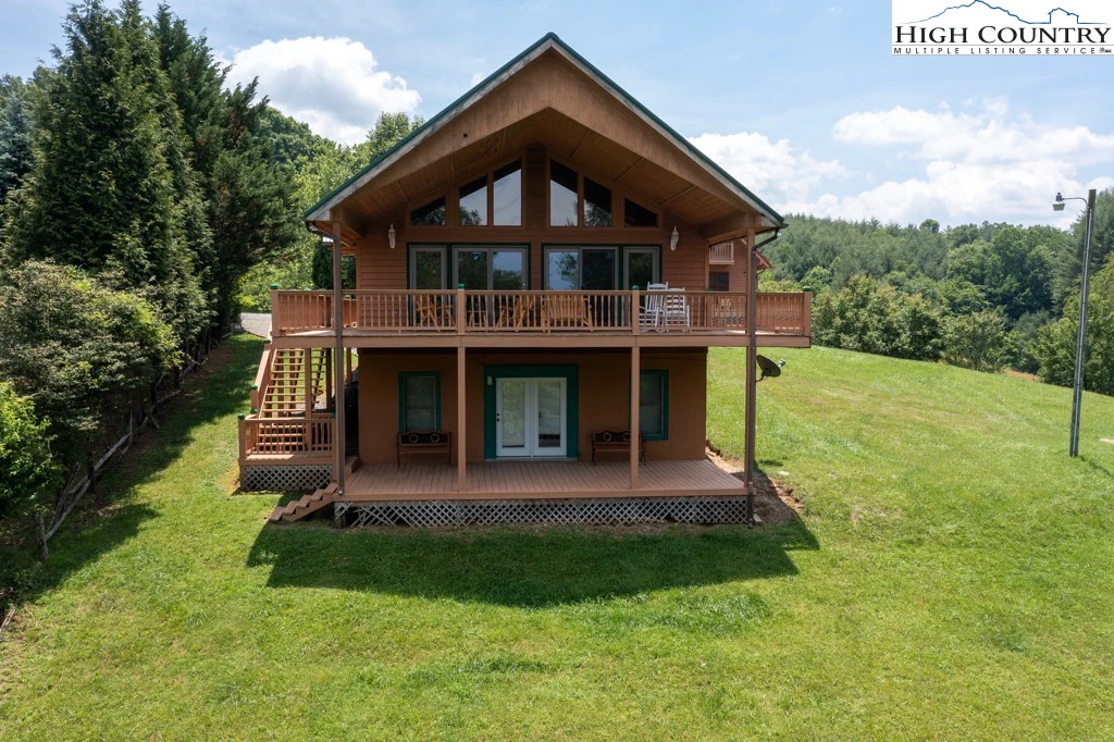 Image number 1 for the current listing