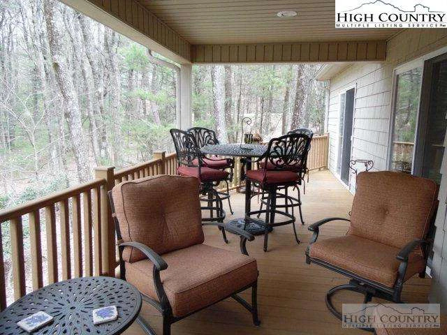 Image number 19 for the current listing