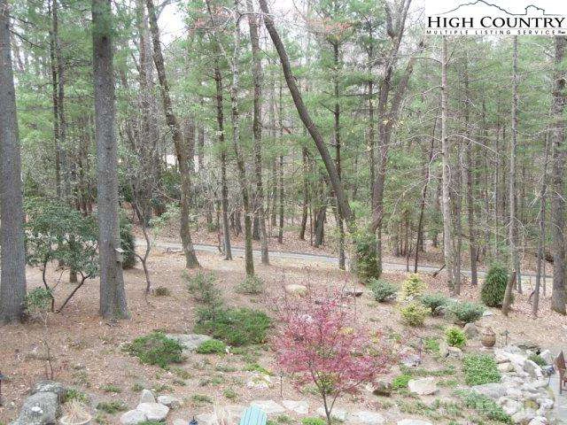 Image number 12 for the current listing