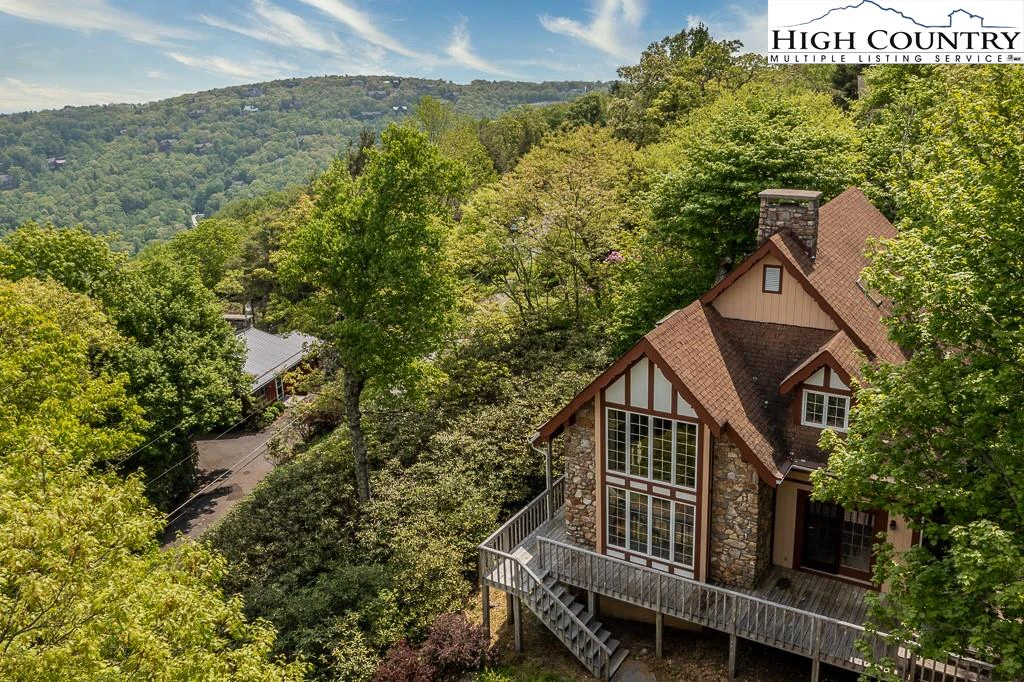 Image number 16 for the current listing