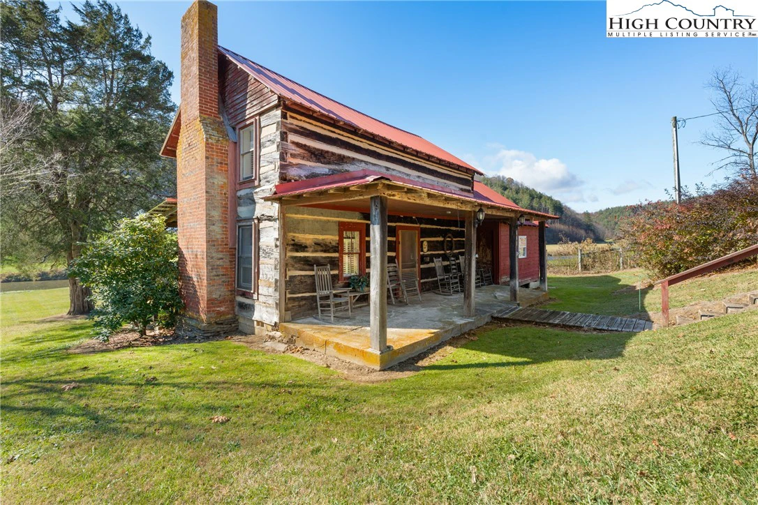 Image number 14 for the current listing