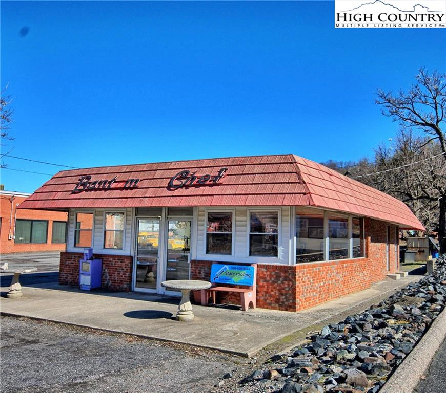 Image number 9 for the current listing