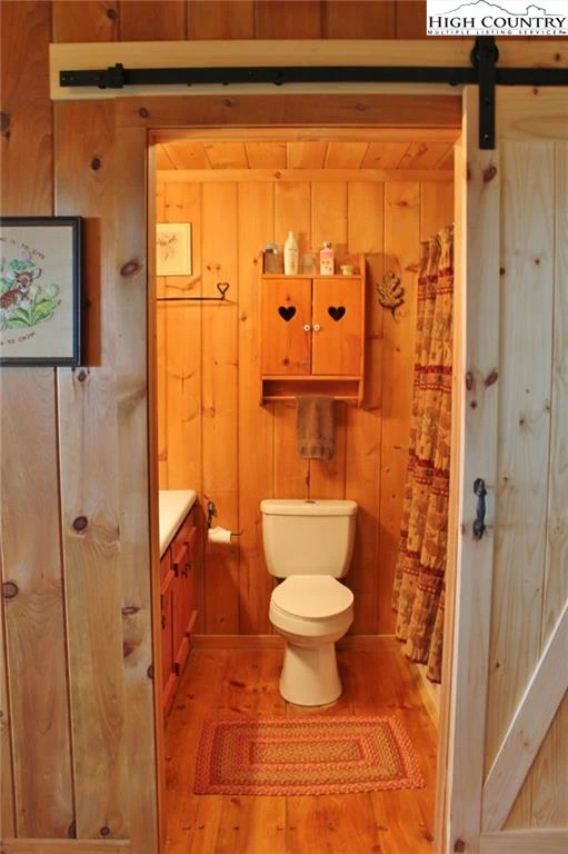 Image number 5 for the current listing