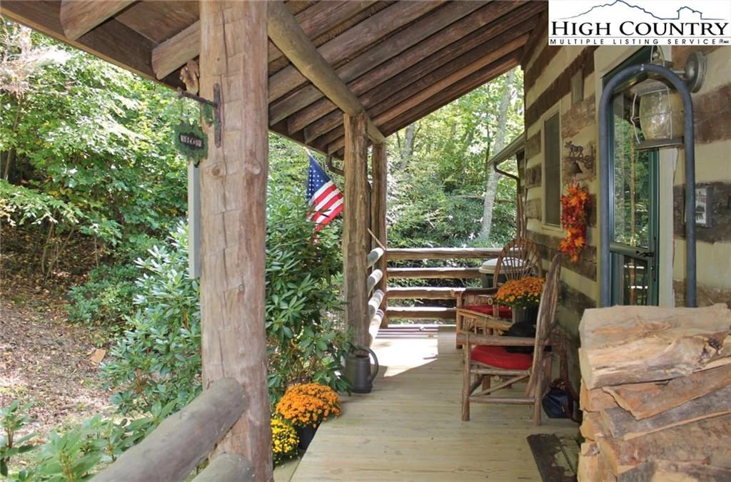 Image number 22 for the current listing