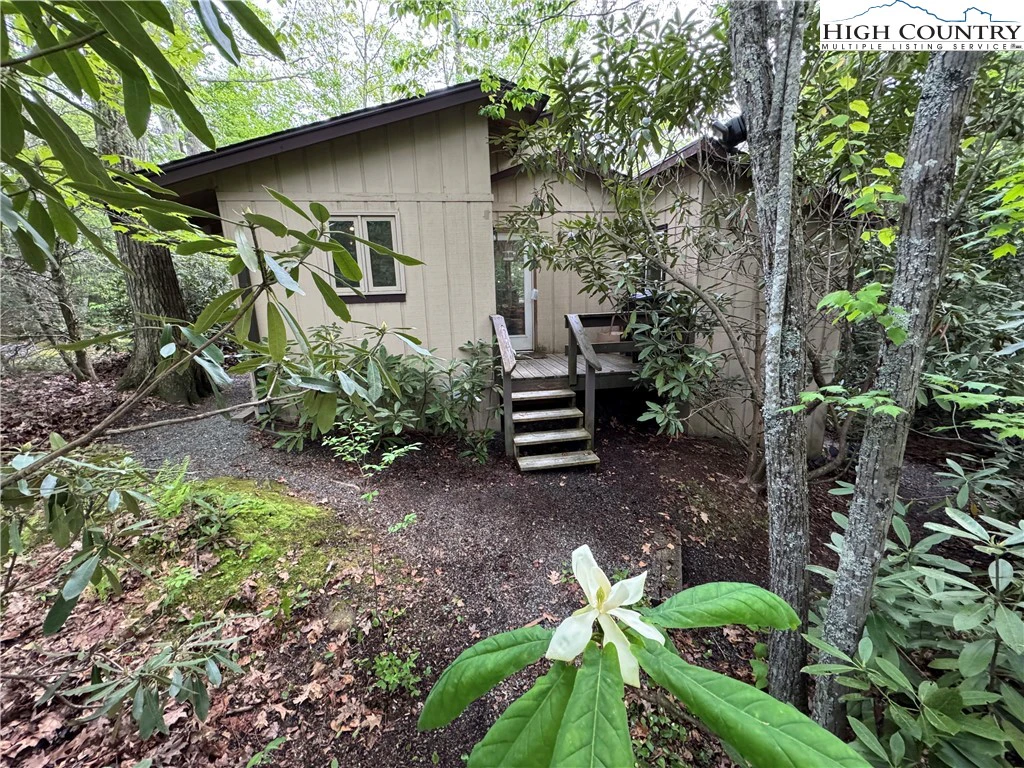 Image number 10 for the current listing