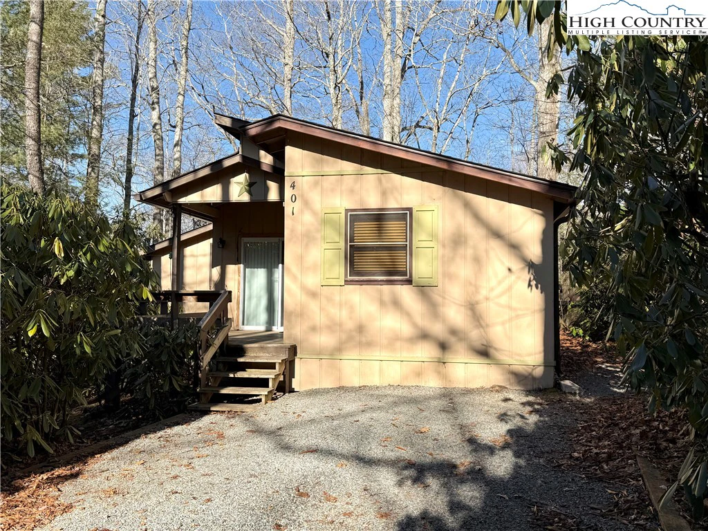 Image number 1 for the current listing