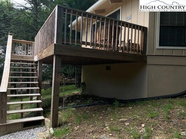 Image number 5 for the current listing