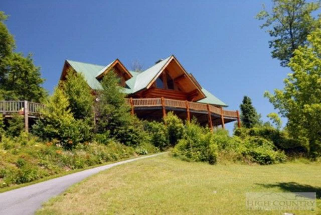 Image number 1 for the current listing