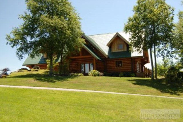 Image number 16 for the current listing