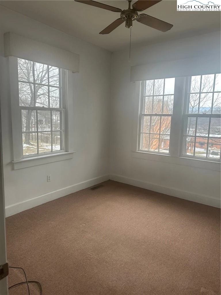 Image number 6 for the current listing