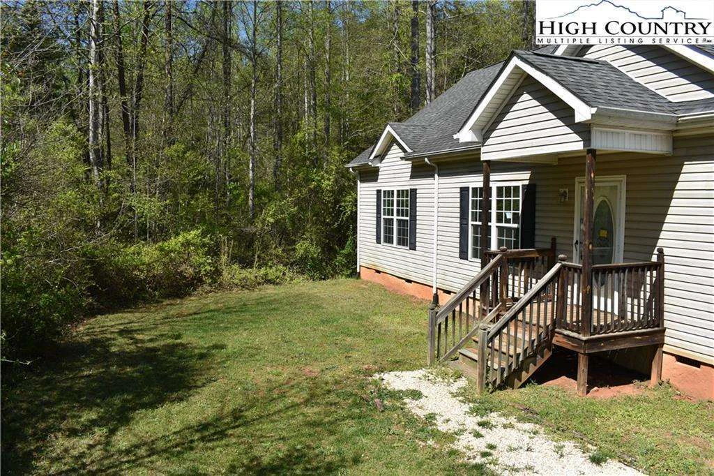 Image number 3 for the current listing