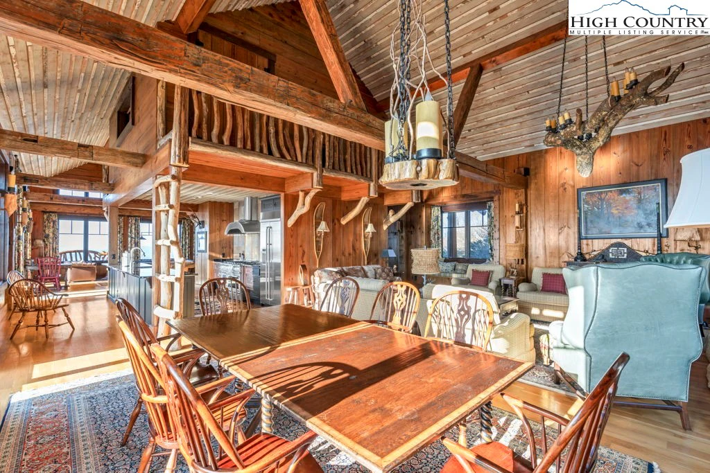 Image number 12 for the current listing