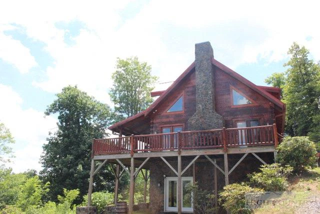 Image number 17 for the current listing