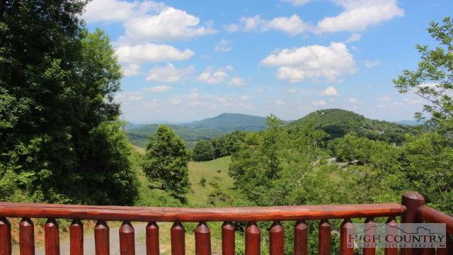 Image number 11 for the current listing