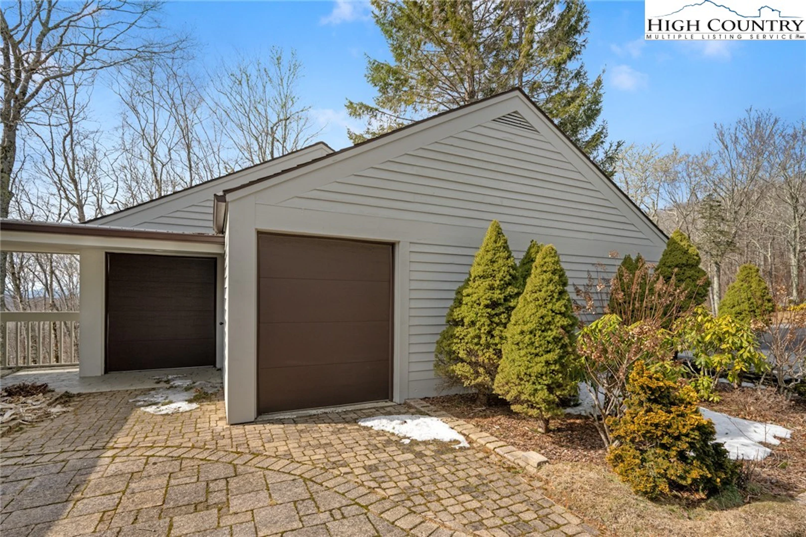 Image number 4 for the current listing